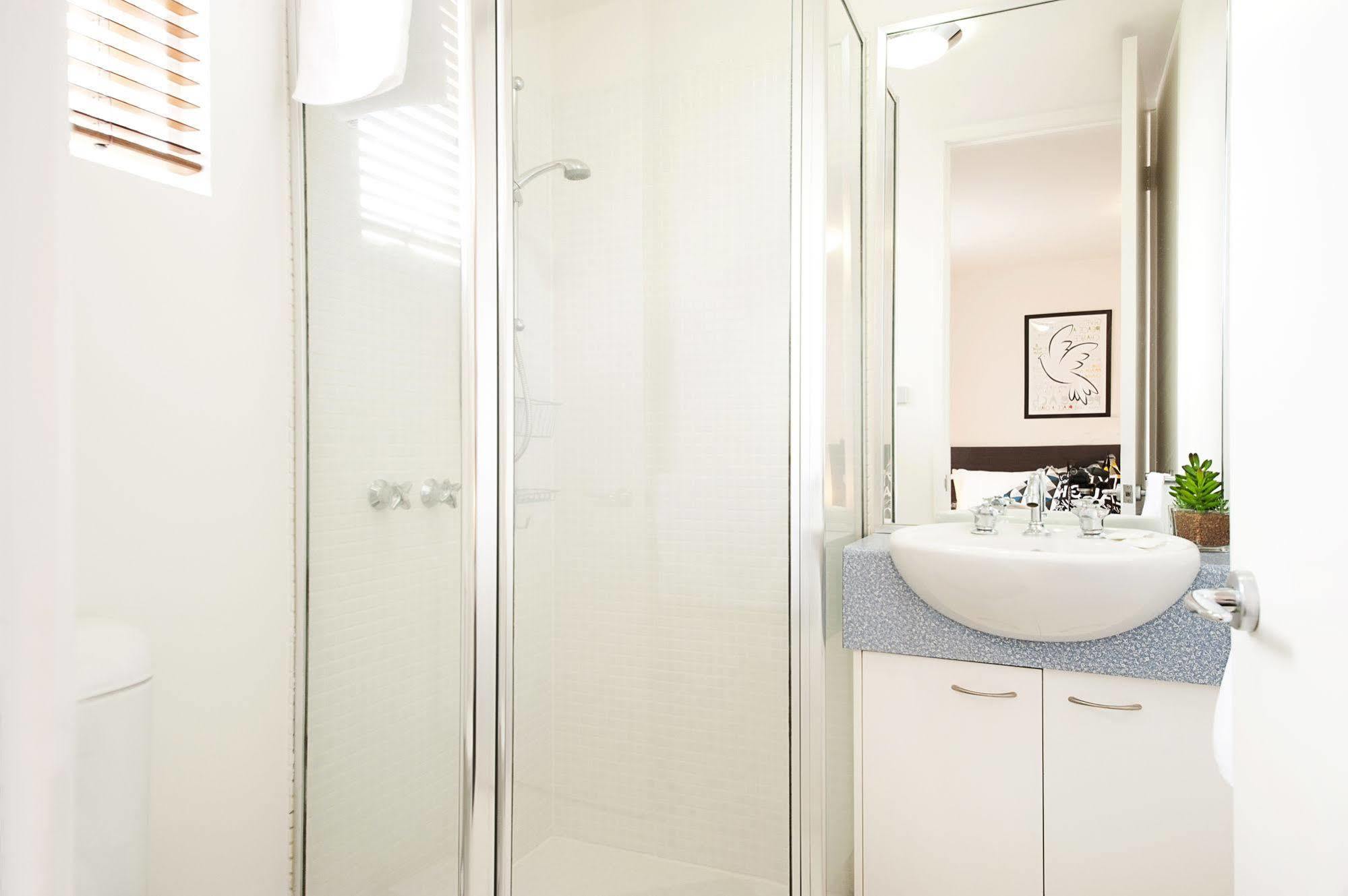 Position Perfect Carlton Melbourne Exterior foto