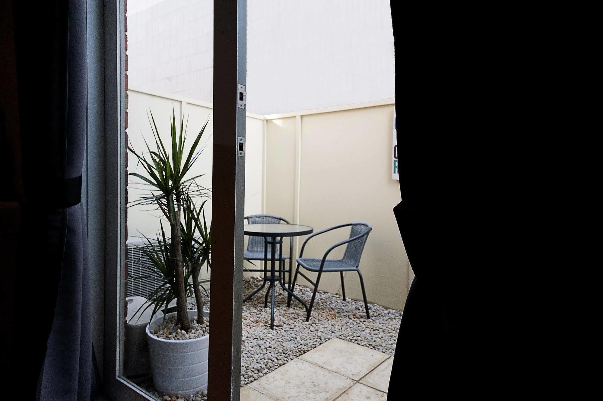 Position Perfect Carlton Melbourne Exterior foto